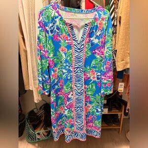 Lilly Pulitzer Nadine Dress
Chilly Lilly UPF 50+ Blue Isle Be Back